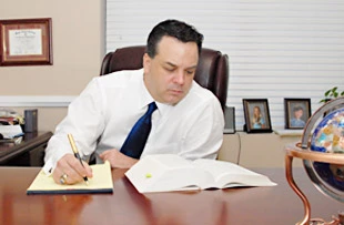 RI Divorce and Personal Injury Lawyer
